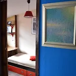 Atelier 9 - Art Mansard Studio