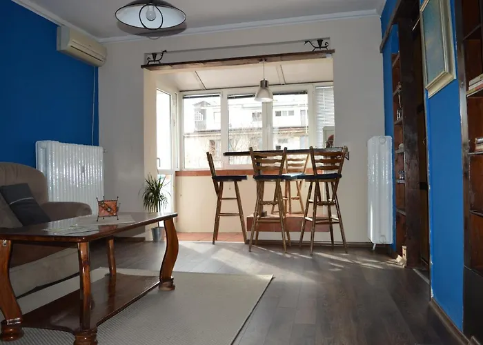 Atelier 9 - Art Mansard Studio